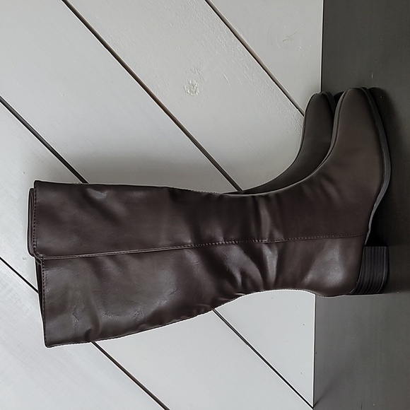 NEW Journee Collection Womens Devri Brown 6.5M High Knee Boots - Picture 1 of 8